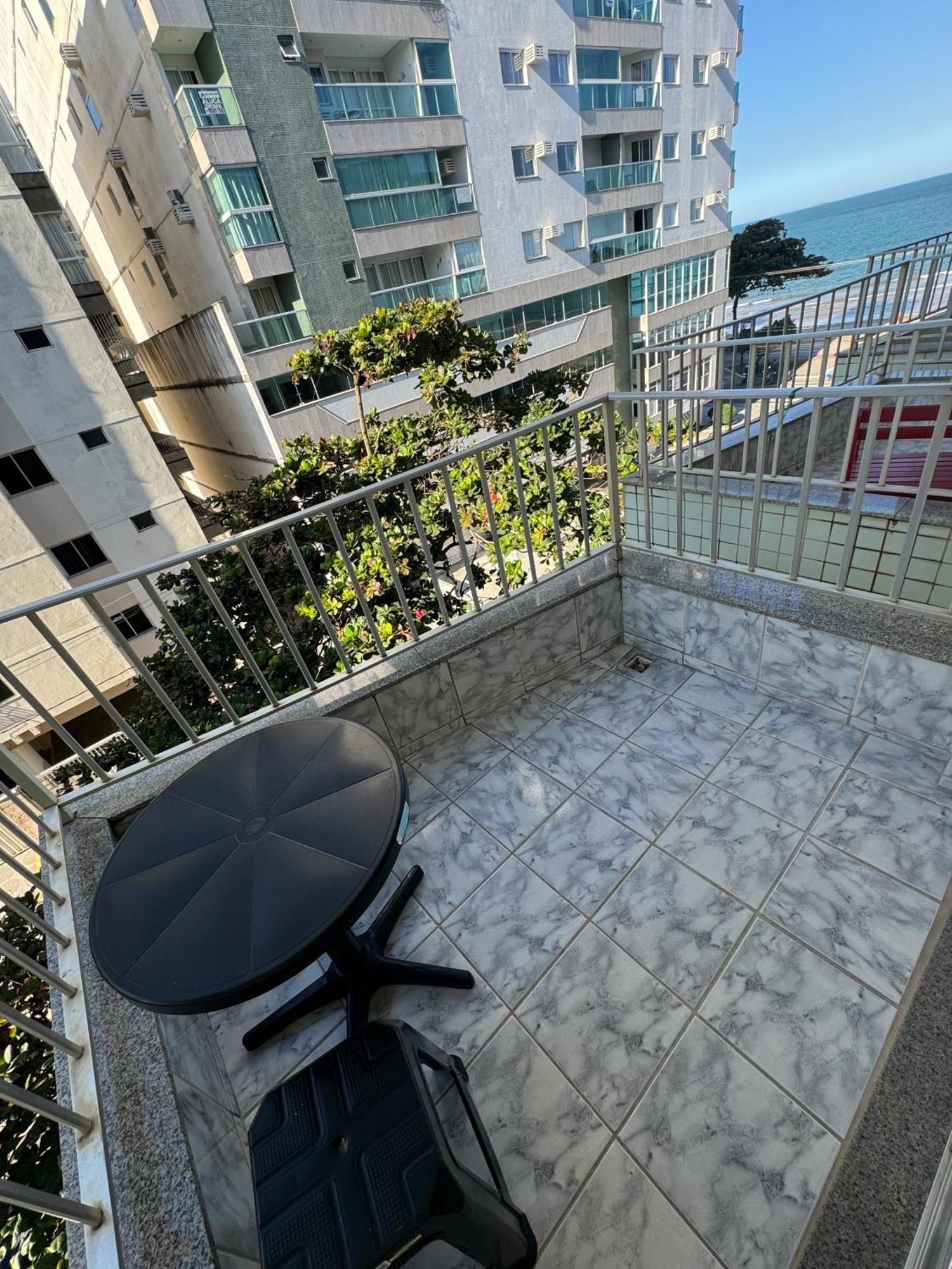 Apartamento Vista Mar 209 - 2 Quartos - Praia Do Morro - Predio Frente Mar - Varanda Com Vista Mar - Elevador - Atravessou A Avenida, Ja Esta Na Praia - Com Garagem - Internet Guarapari Exterior photo